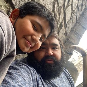 Meet your Posher, Carlos